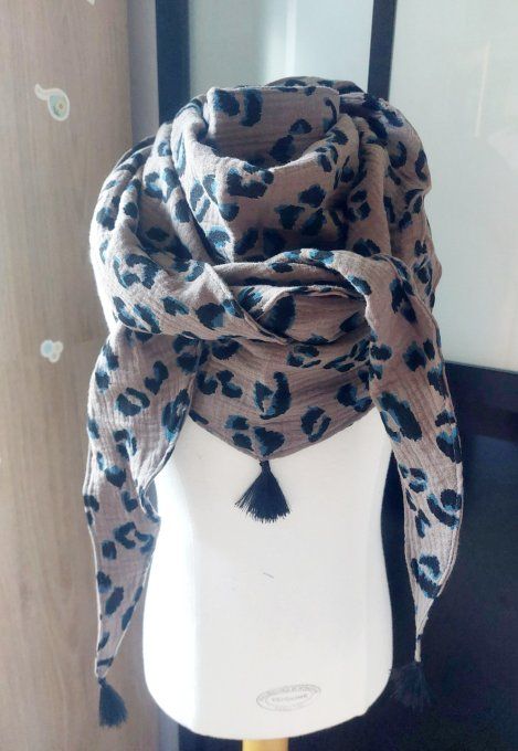 Foulard chèche gaze de coton taupe motif léopard